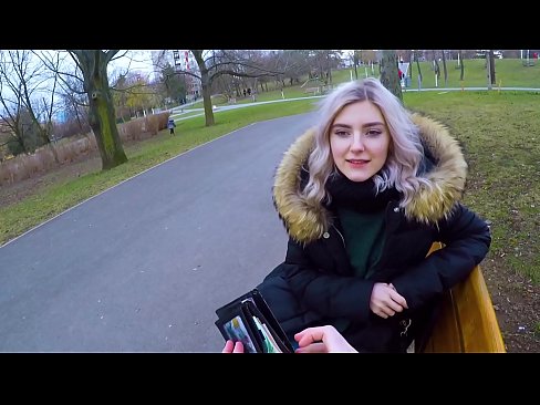 ❤️ Ingoia la sborra calda di uno sconosciuto per soldi - pompino nel parco di Eva Elfie ️❌ Video di sessoal it.kanalmoscow.ru ❤️
